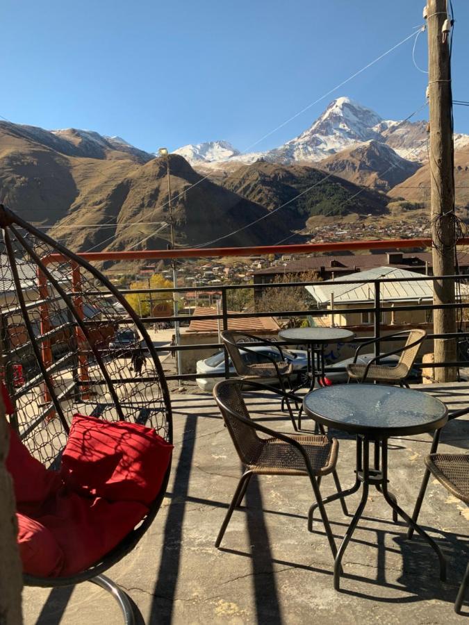 Mate'S Home Kazbegi Bagian luar foto