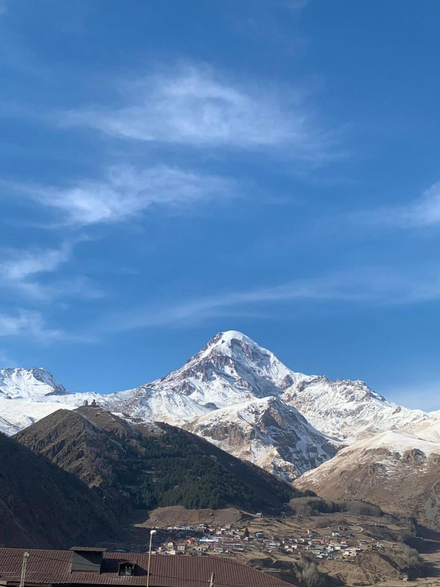 Mate'S Home Kazbegi Bagian luar foto